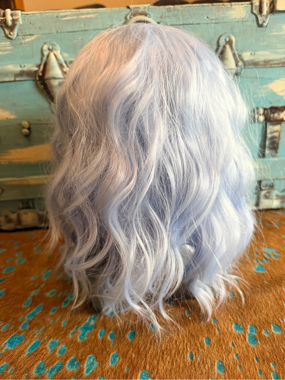 Blue wig - Picture 3 of 5